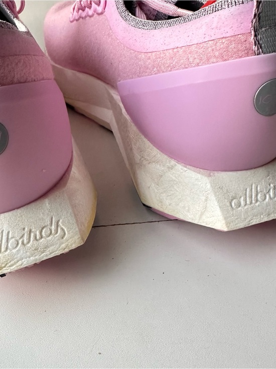 Allbirds Wool Flyer Mizzle  Size M10.5 Pink Athletic Running Shoes Sneakers